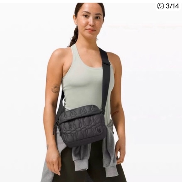 Lululemon Bag - Embrace Quilted Crossbody Bag black - Picture 2 of 6